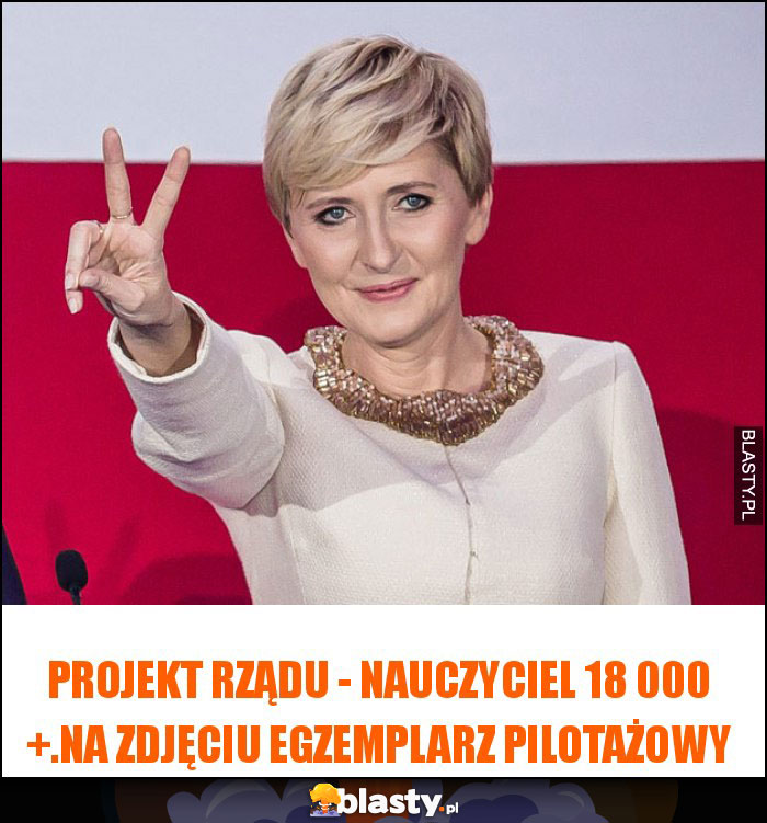 Projekt rządu - NAUCZYCIEL 18 000 +.NA ZDJĘCIU EGZEMPLARZ PILOTAŻOWY