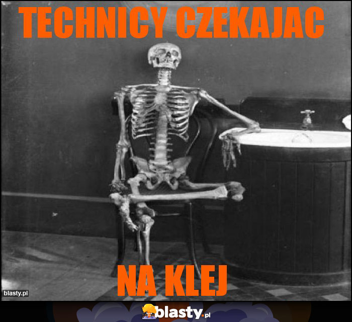 Technicy czekajac