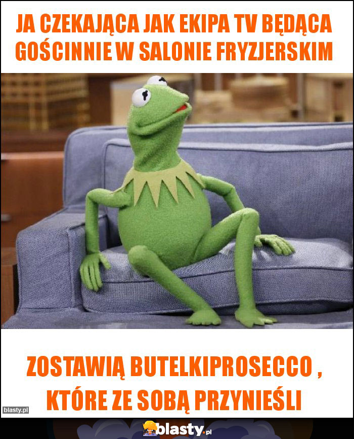 Ja czekająca jak ekipa tv będąca gościnnie w salonie fryzjerskim