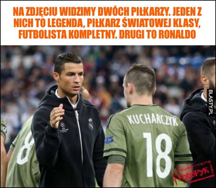 Na zdjęciu widzimy dwóch piłkarzy. Jeden z nich to legenda, piłkarz światowej klasy, futbolista kompletny. Drugi to Ronaldo